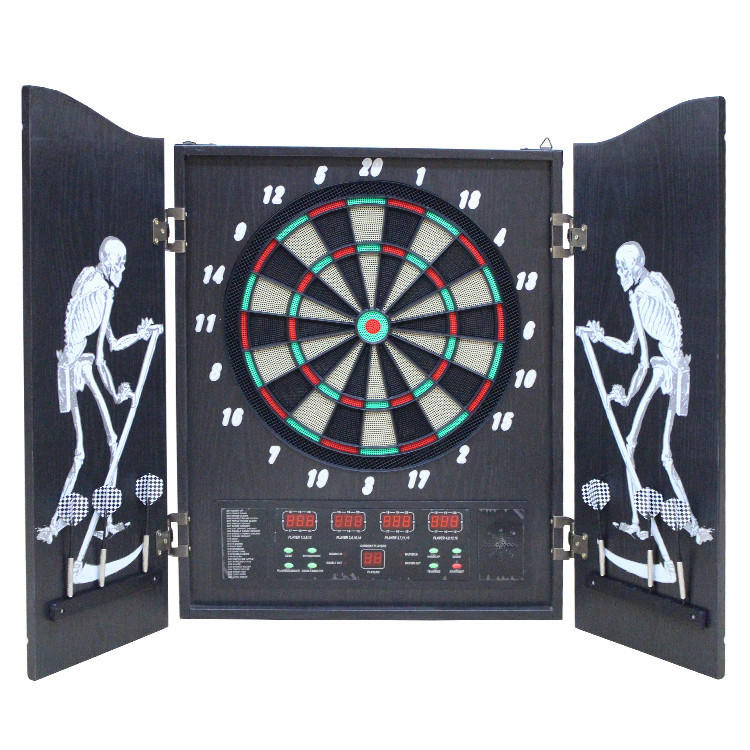 高(gāo)檔木(mù)箱電(diàn)子(zǐ)飛(fēi)镖機(jī)型号YH05飛(fēi)镖盤套裝飛(fēi)镖機(jī)電(diàn)子(zǐ)自(zì)動計(jì)分(fēn)飛(fēi)镖盤艦強體(tǐ)育用(yòng)品有(yǒu)限公司榮譽出品